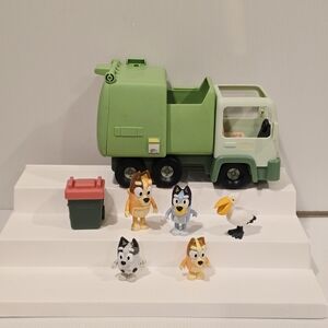 Bluey & Friends Garbage Truck Playset with Figures Set